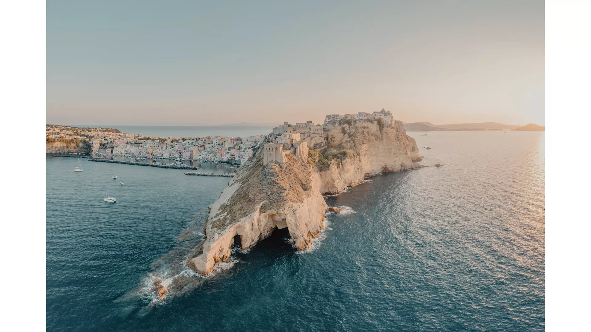 An Extended Journey of Sunlit Sophistication & Spectacular Shorelines