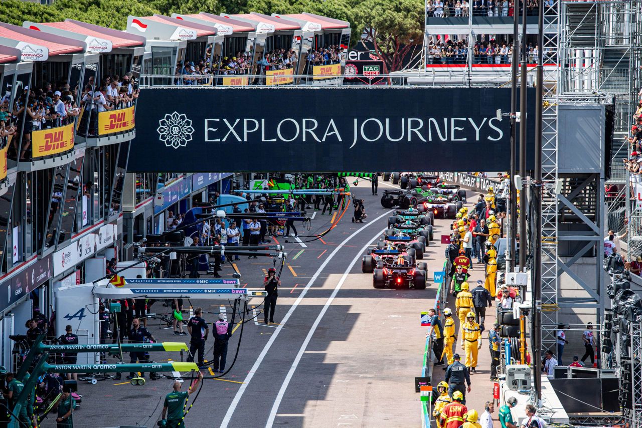 Prodloužená cesta od středomořského jasu k legendárnímu závodnímu víkendu v Monaku