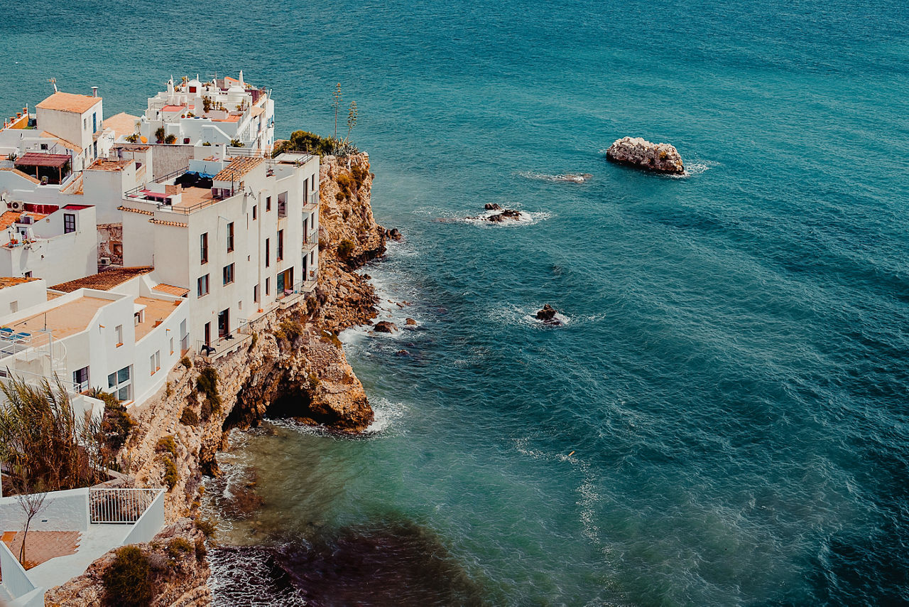 A journey to Italian Hidden Gems & the Heartbeat of Catalan Culture