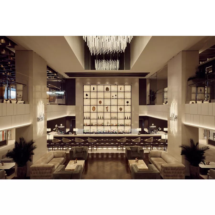 EXPLORA II lobby bar