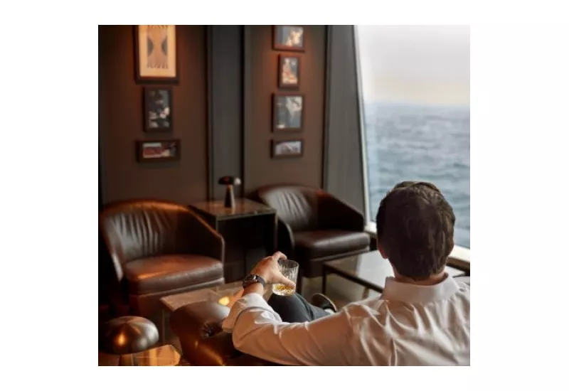 Main Lounge