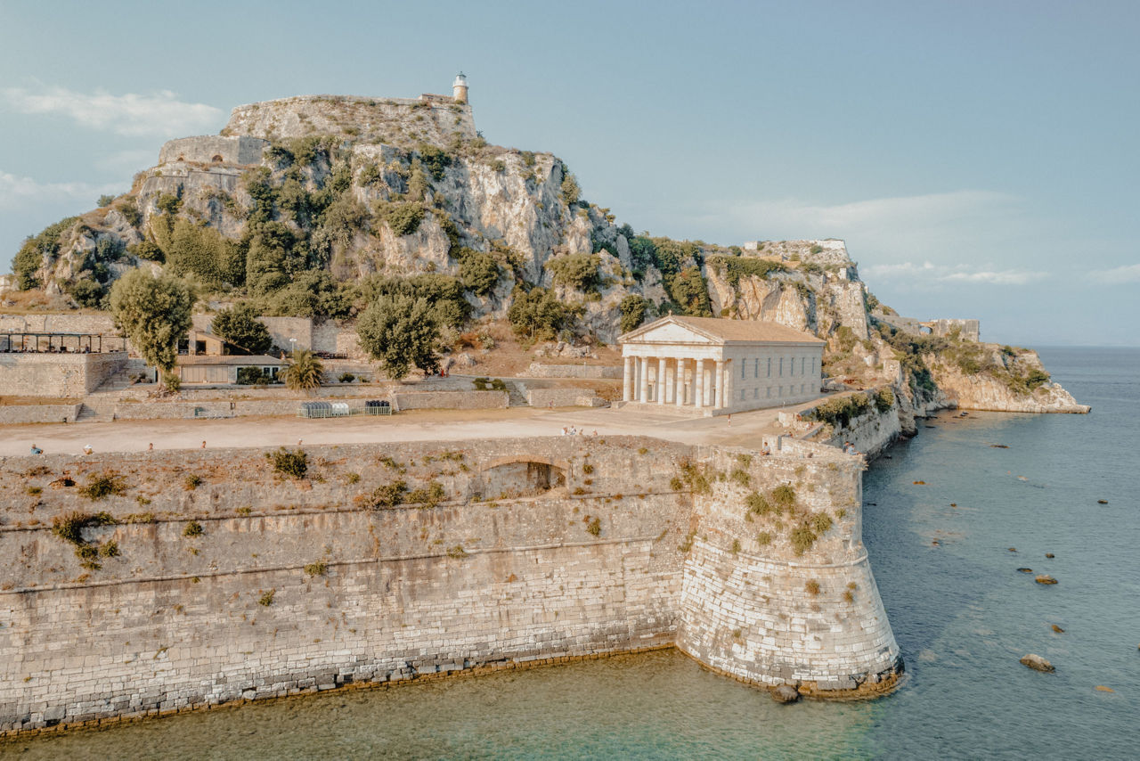 Prodloužená cesta do světa smyslných potěšení a úchvatné přírody