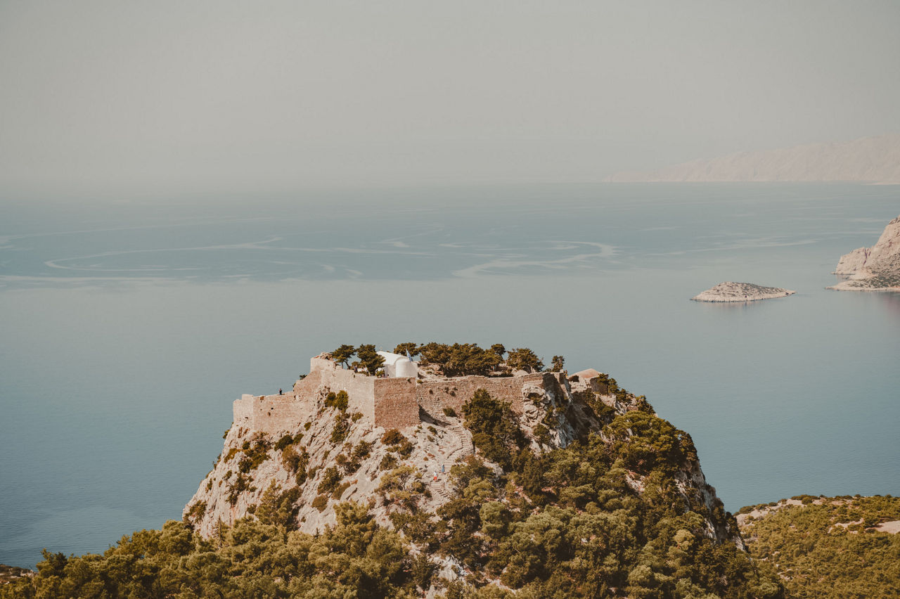 Prodloužená cesta přírodními krásami a azurovými úniky