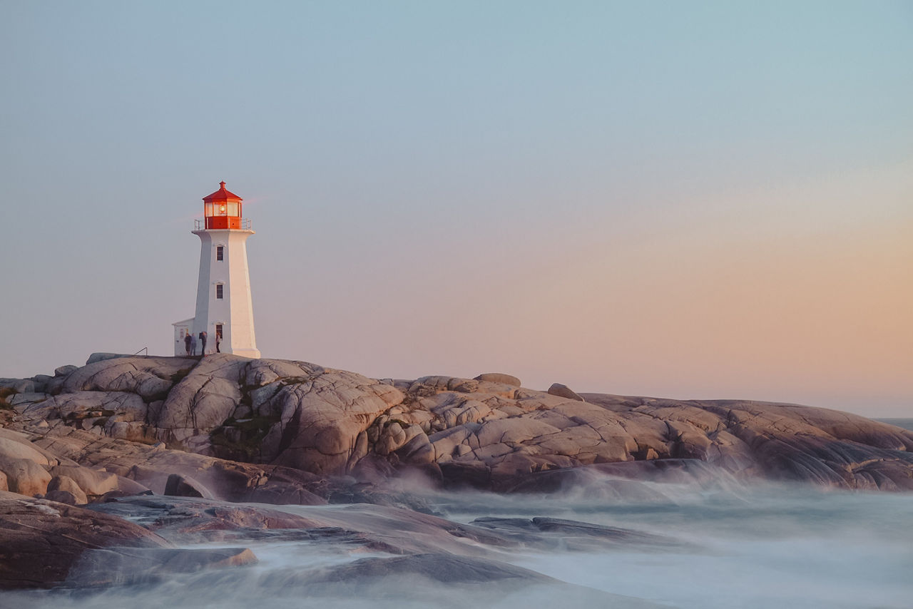 Velkolepá plavba podél zářivých pobřeží a fascinujících přístavů