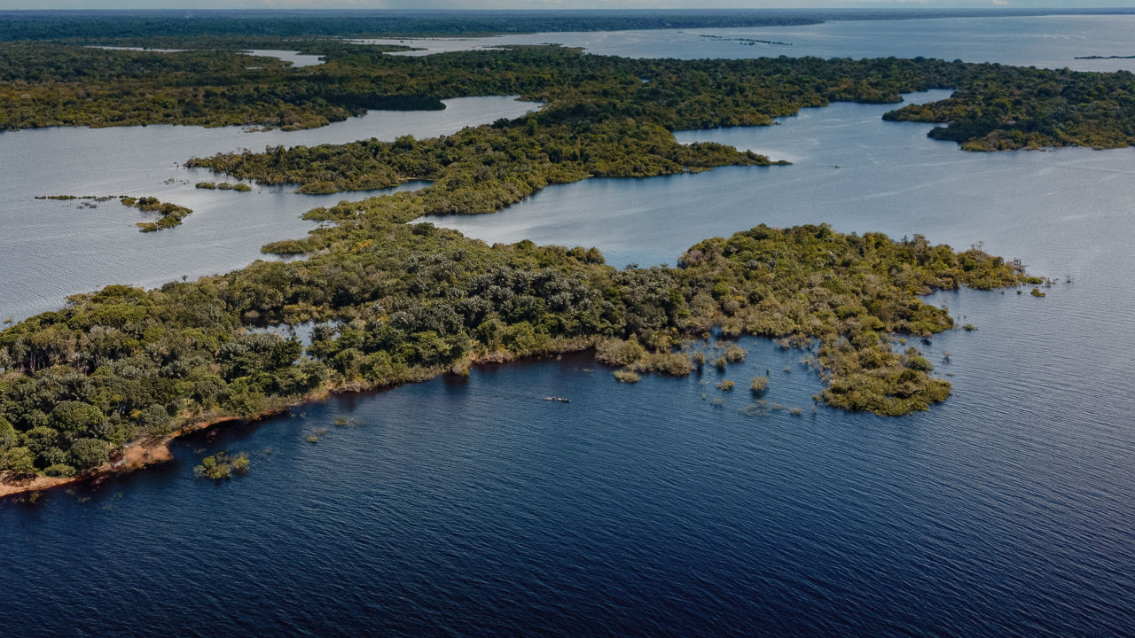 Plavba historií pobřeží a srdcem Amazonie