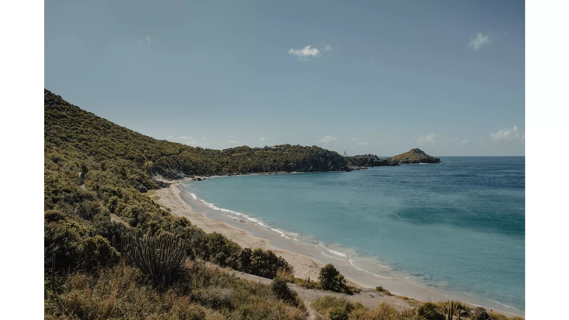 A JOURNEY THROUGH A CARIBBEAN TAPESTRY OF SERENITY & SPLENDOUR