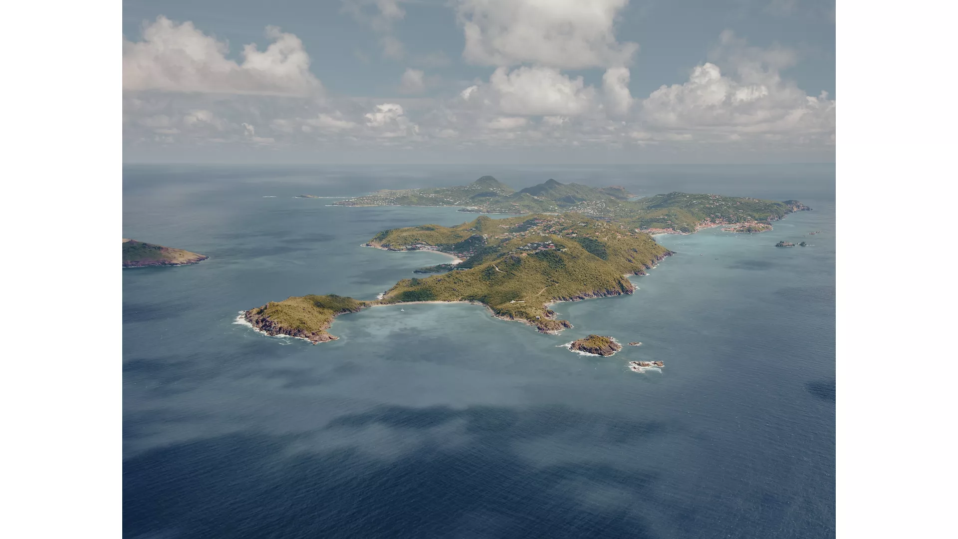 A JOURNEY INTO TROPICAL MARVELS & ENCHANTING COASTAL DISCOVERY