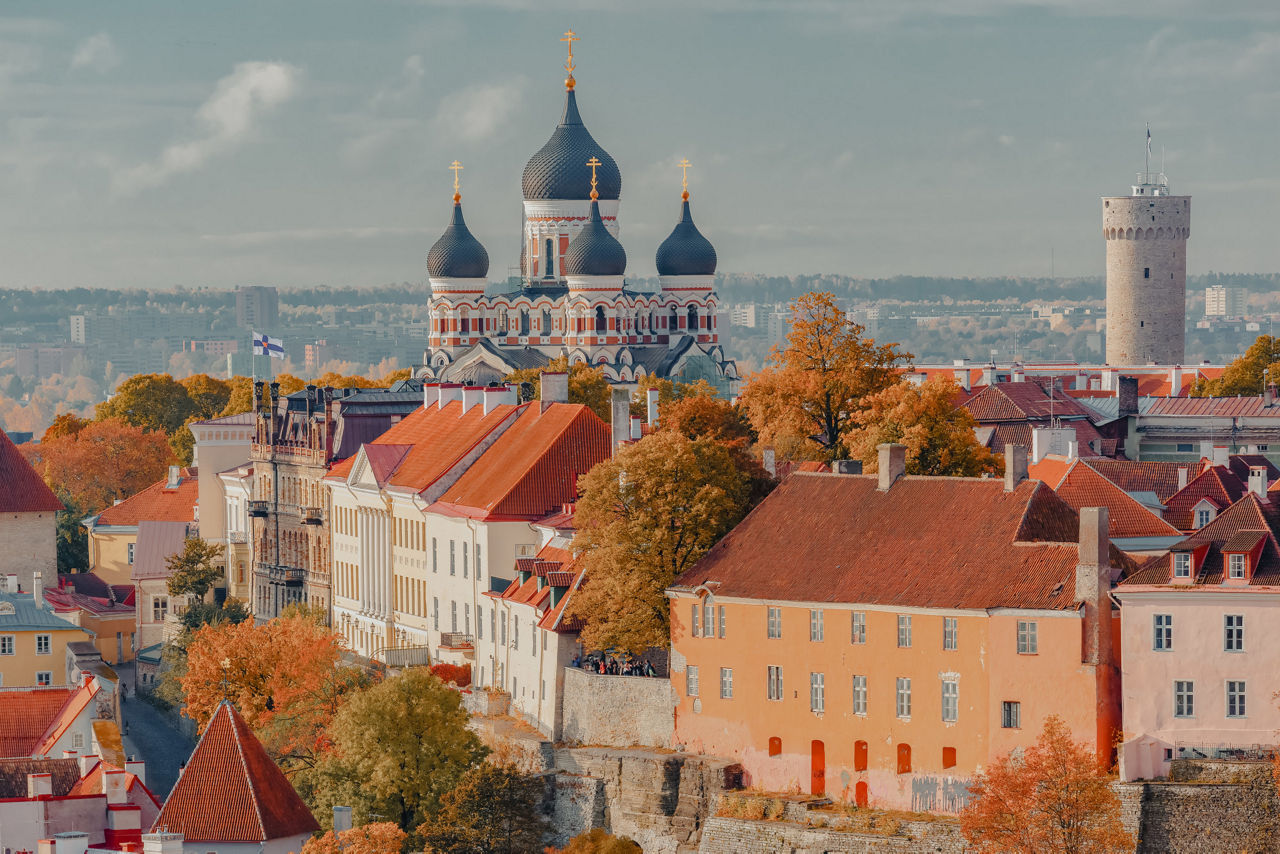Rozsáhlá cesta od fjordů až k městům plným příběhů